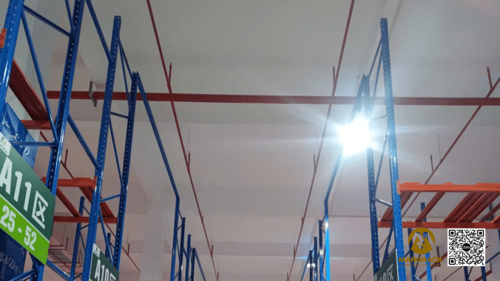 thanh giằng đỉnh giúp các dãy kệt kết nối thành 1 khối