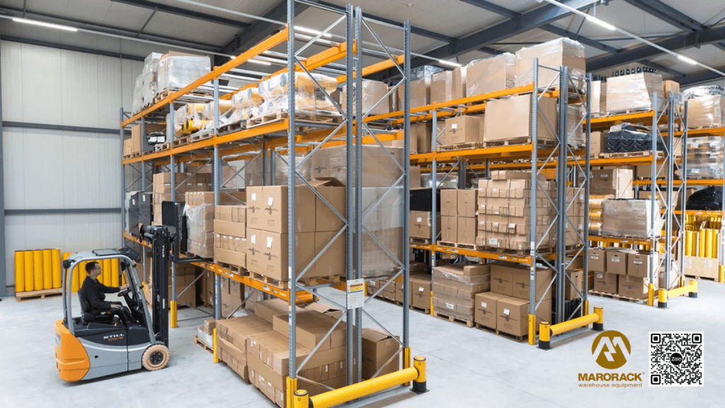 lựa chọn xe nâng phù hợp cho kệ selective chứa pallet
