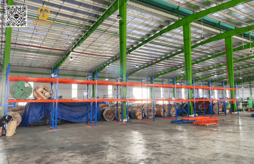 bàn giao kệ selective chứa cuộn cáp tải nặng